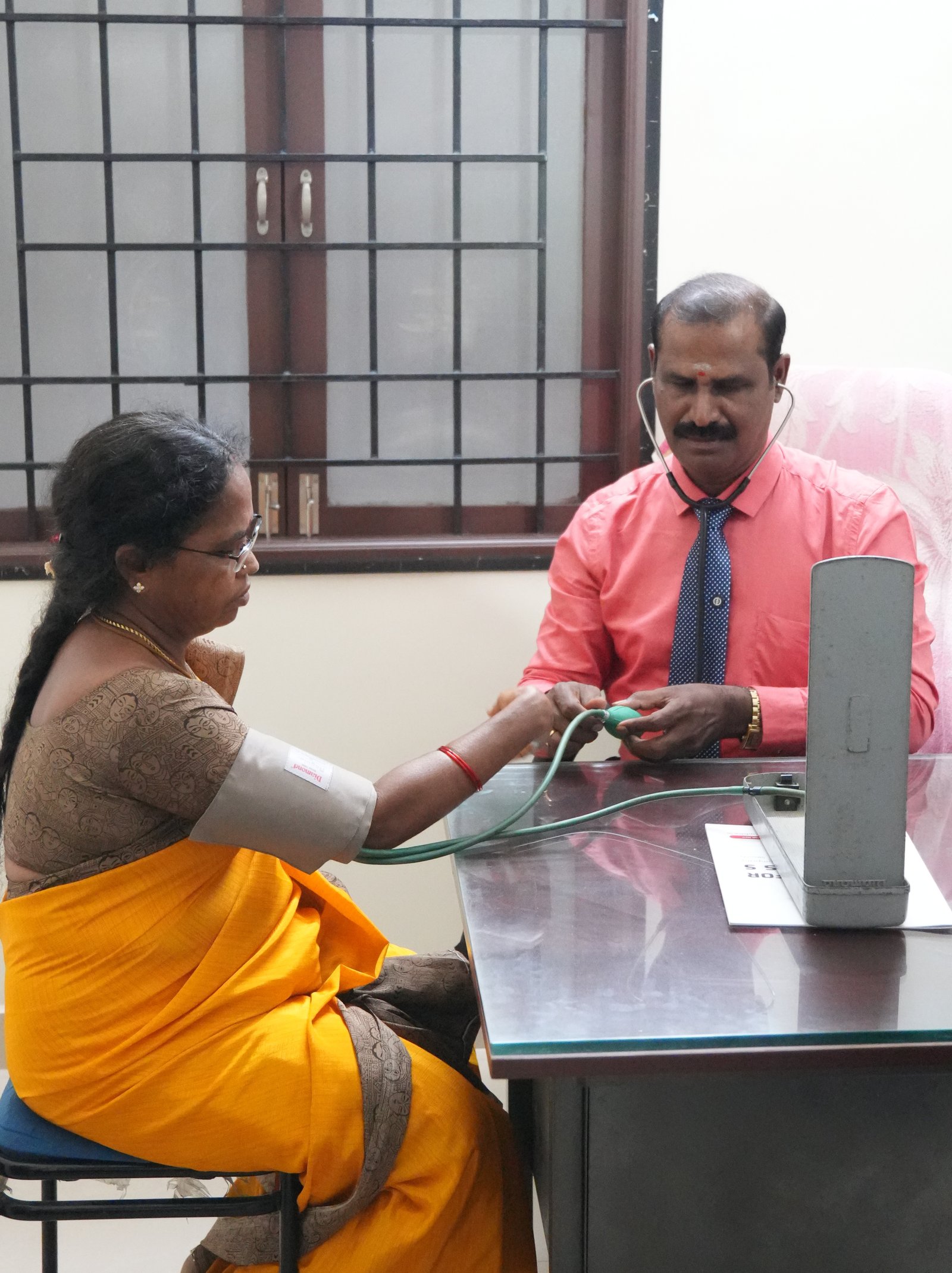 Doctor consulting a patient